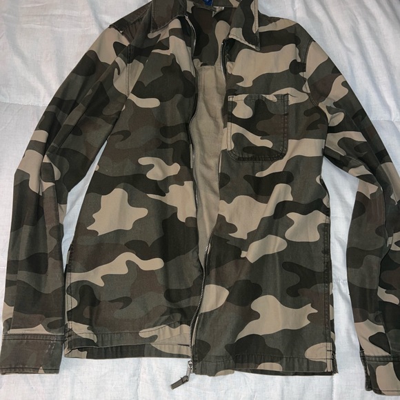 Jacket - Picture 1 of 2
